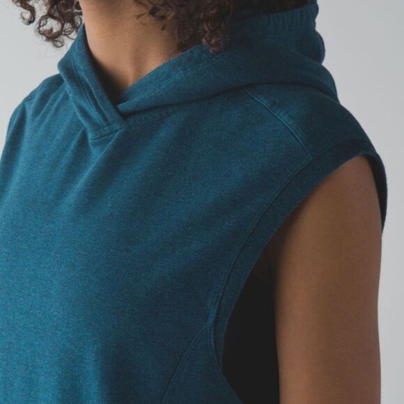 Lululemon Blissed Out Sleeveless Hoodie - Picture 1 of 12
